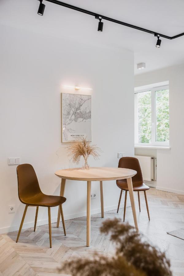 Central Apartment In Architectural Street 考纳斯 外观 照片