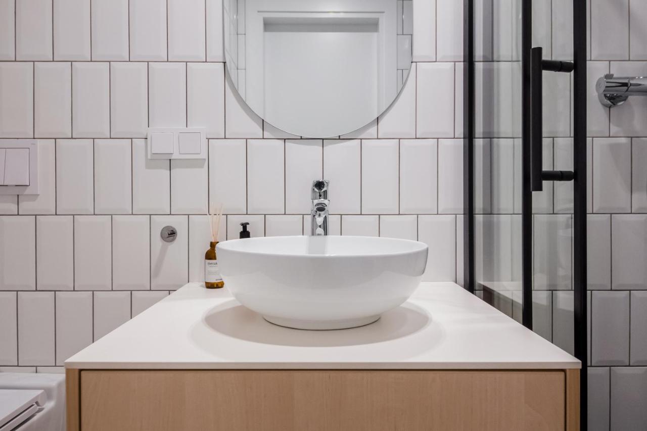 Central Apartment In Architectural Street 考纳斯 外观 照片